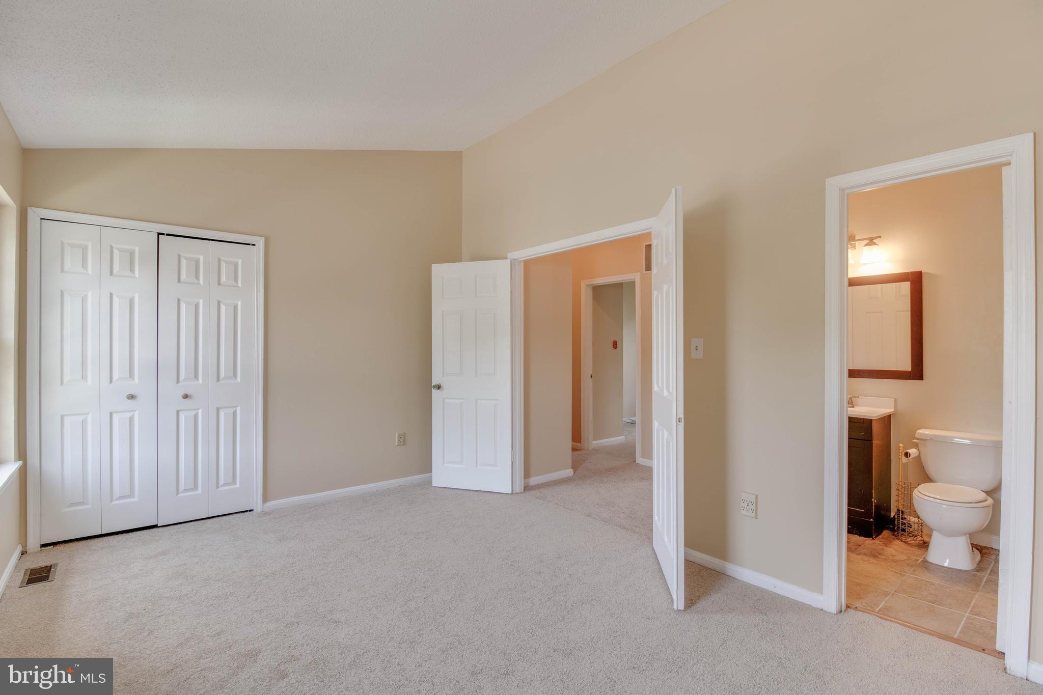 ENTERPRISE KNOLLS - Residential Lease