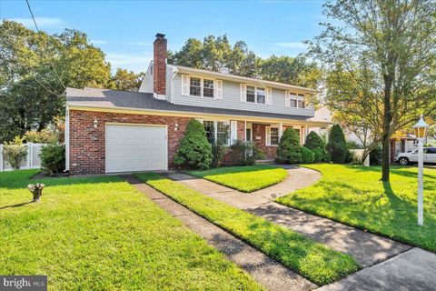 Photo of 1530 Hillside Drive, CHERRY HILL, NJ 08003 (MLS # NJCD2102556) Photo of 1530 Hillside Drive, CHERRY HILL, NJ 08003 (MLS # NJCD2102556)