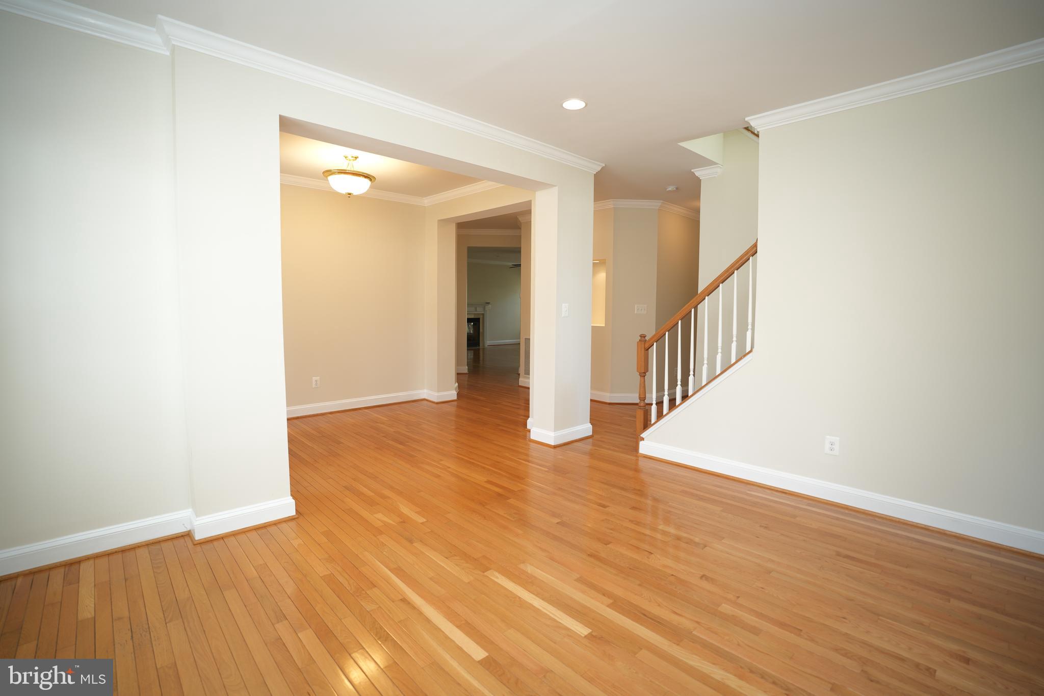 DAHLIA PARK OF WILDEWOOD - Residential