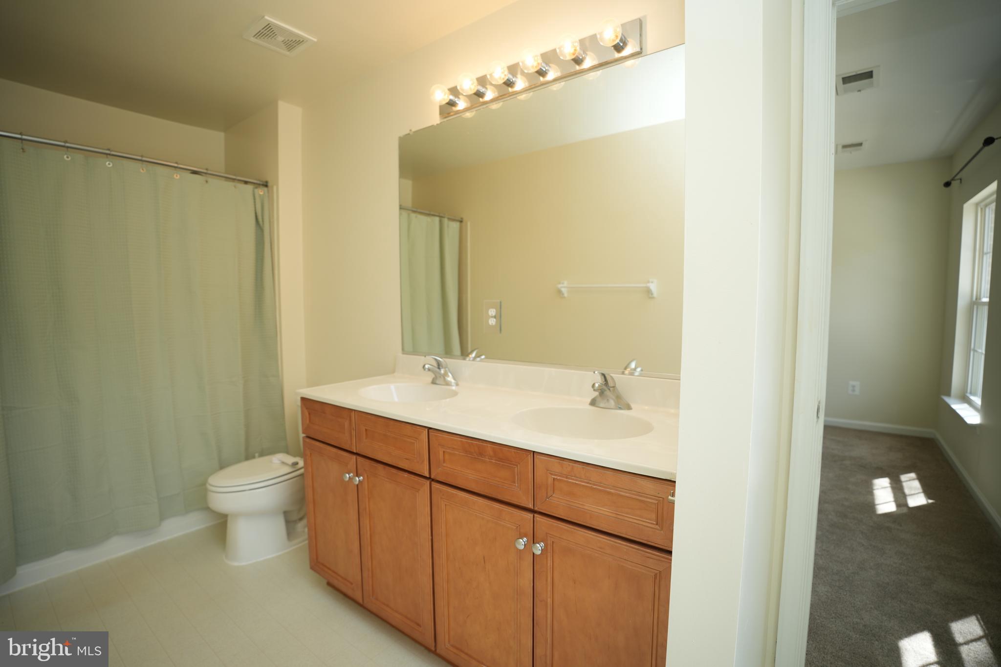 DAHLIA PARK OF WILDEWOOD - Residential