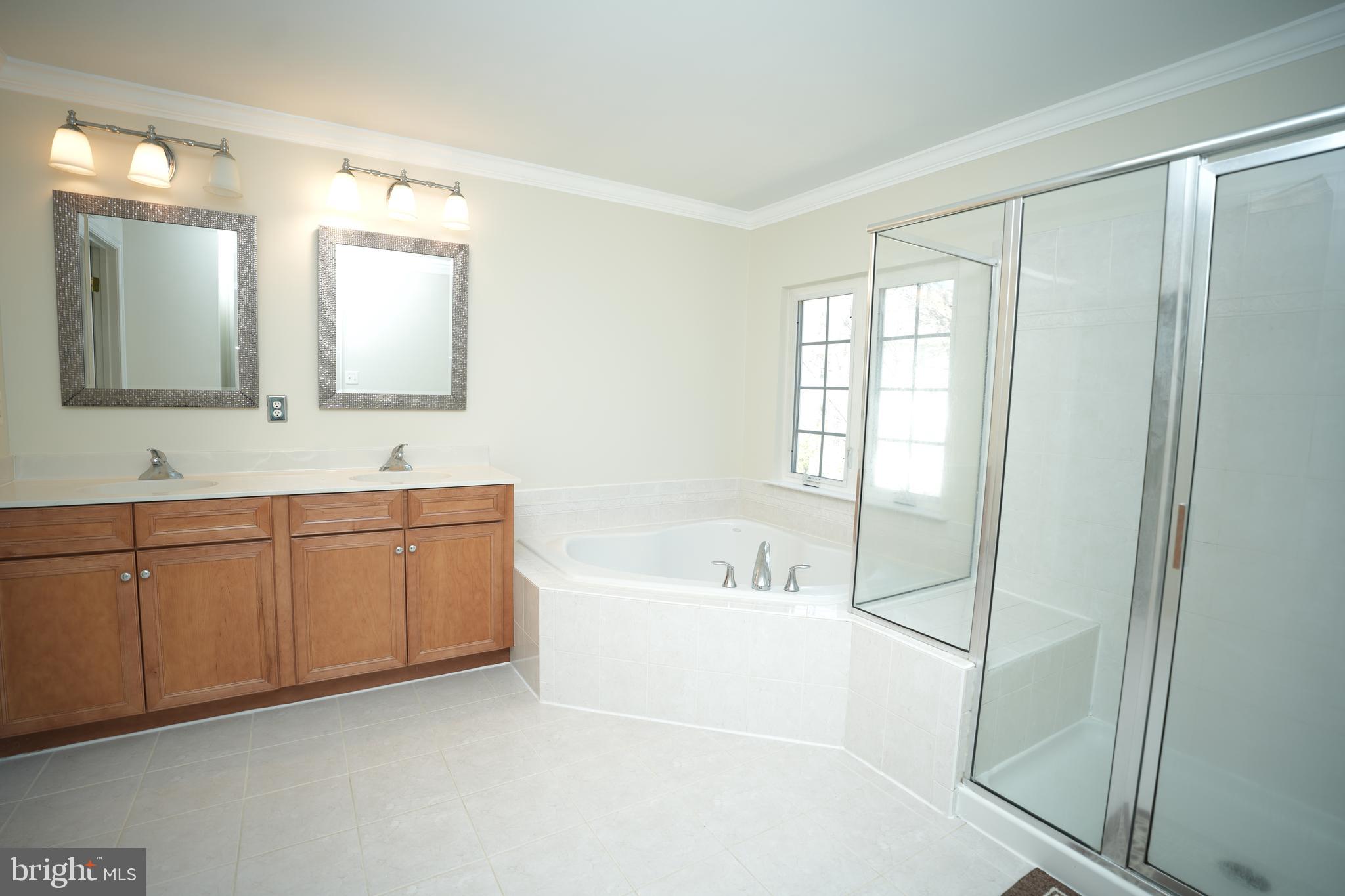 DAHLIA PARK OF WILDEWOOD - Residential