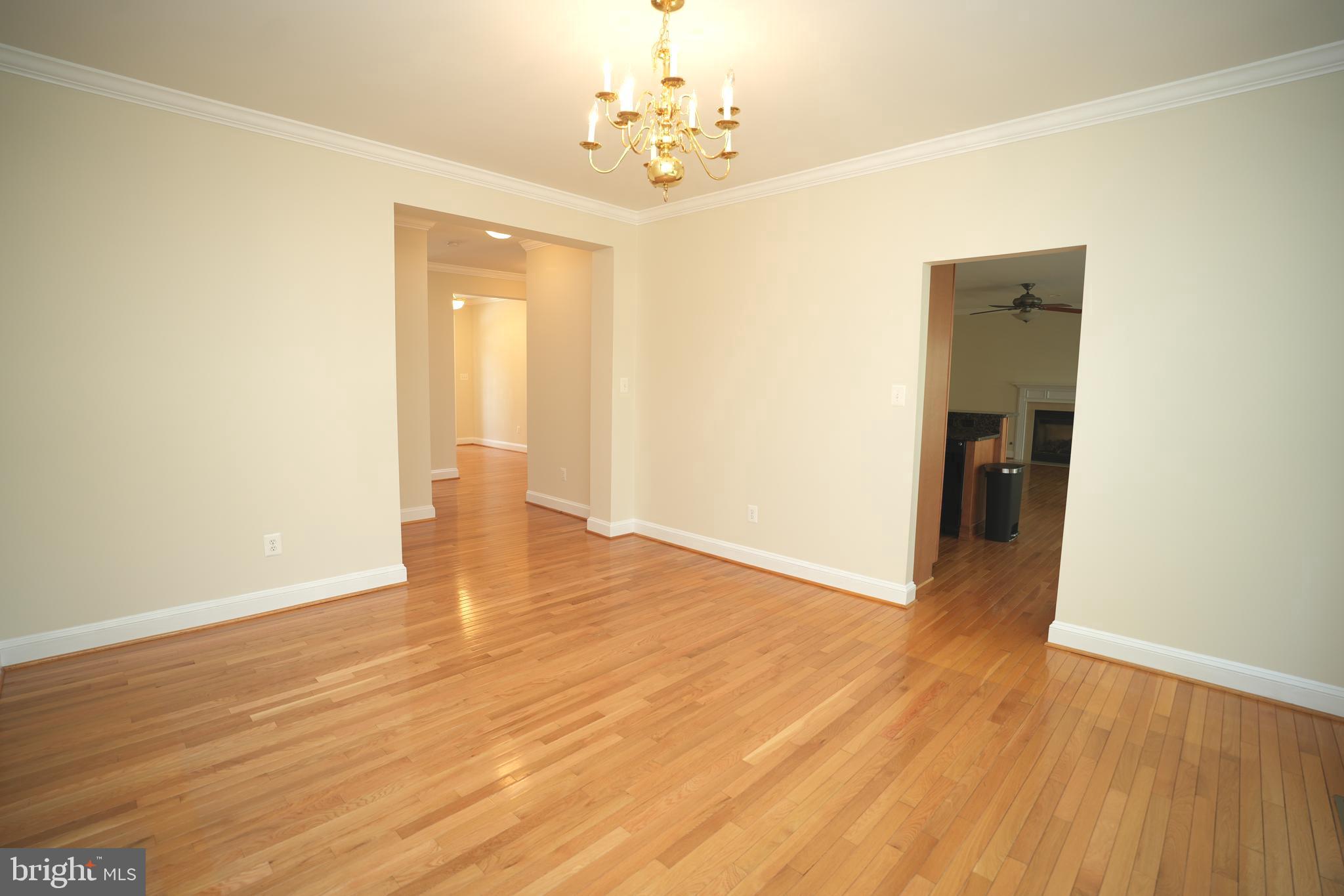 DAHLIA PARK OF WILDEWOOD - Residential