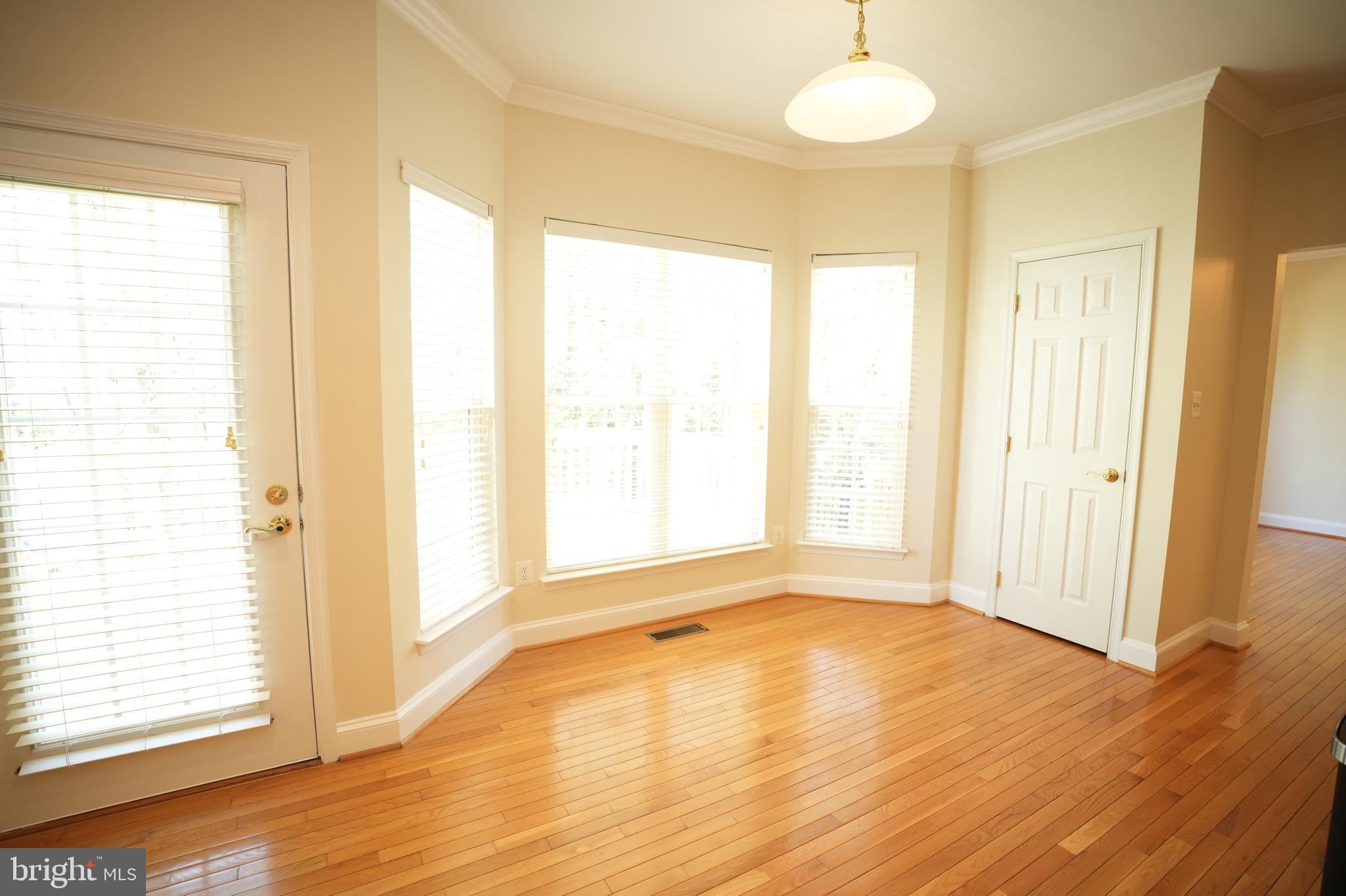 DAHLIA PARK OF WILDEWOOD - Residential