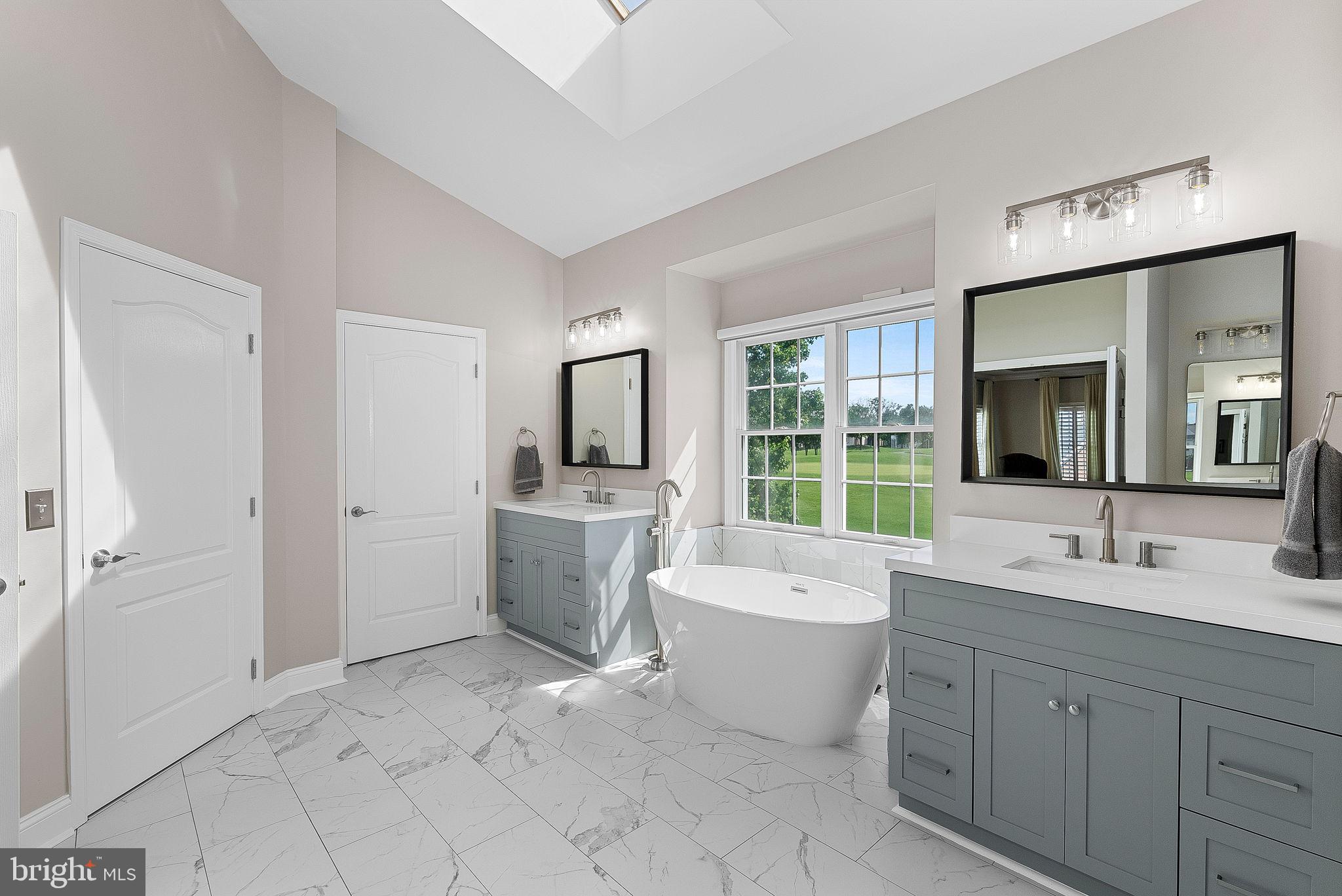 BELMONT COUNTRY CLUB - Residential