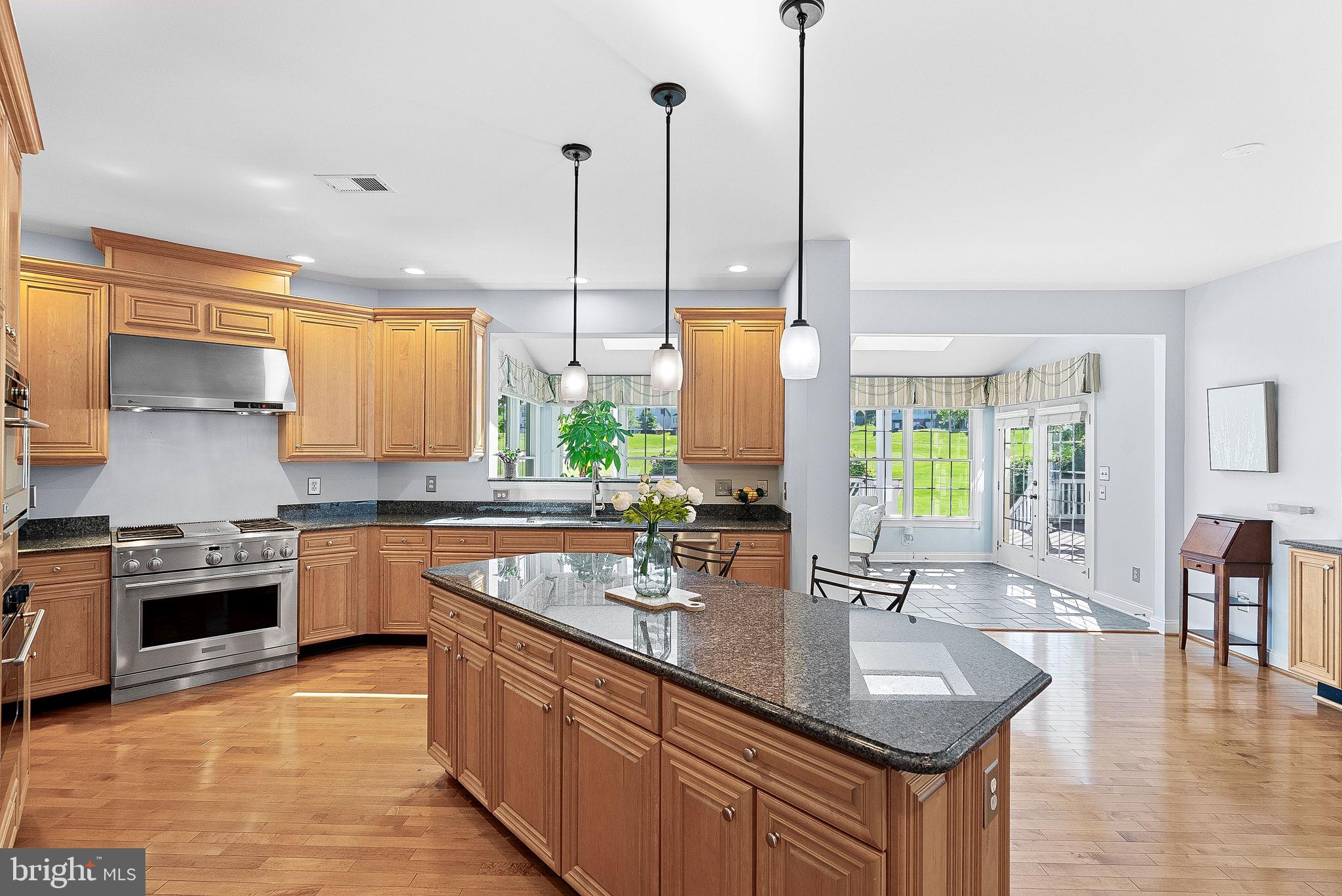 BELMONT COUNTRY CLUB - Residential