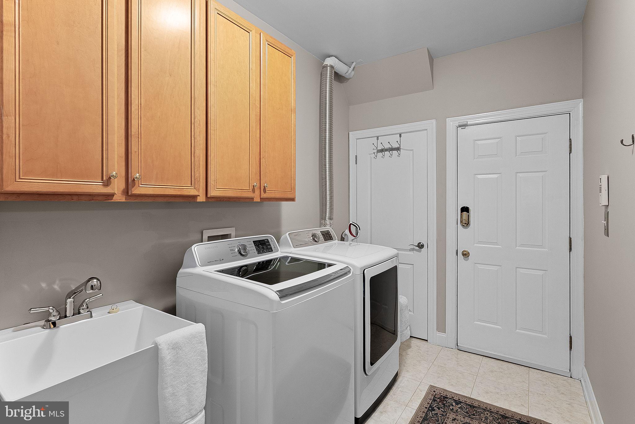 BELMONT COUNTRY CLUB - Residential