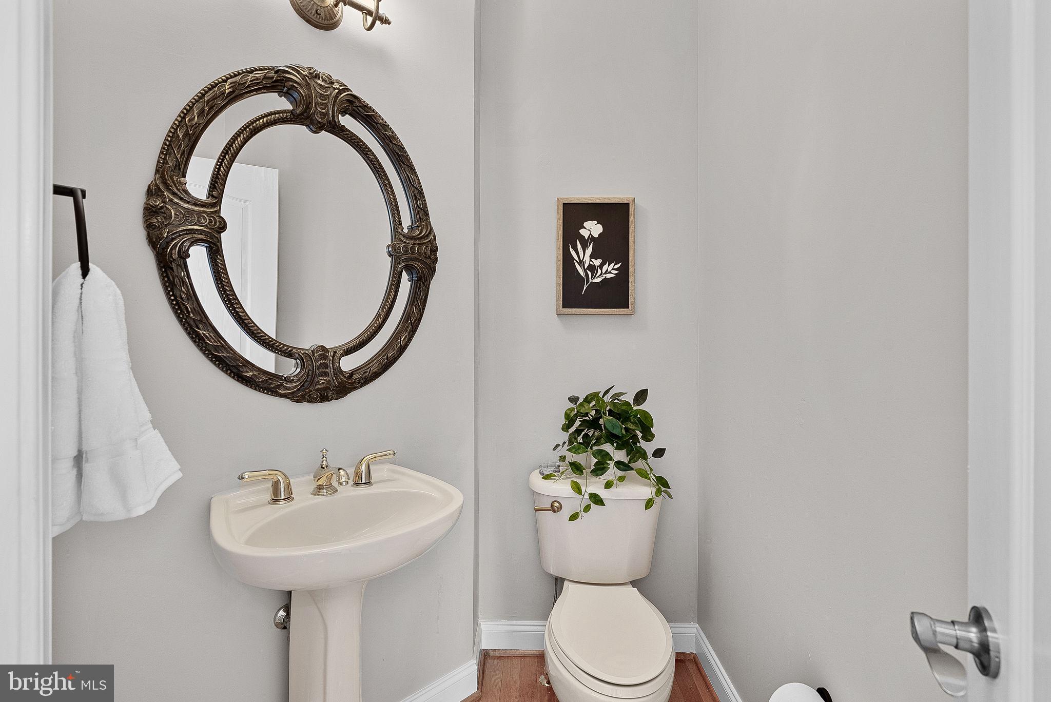 BELMONT COUNTRY CLUB - Residential