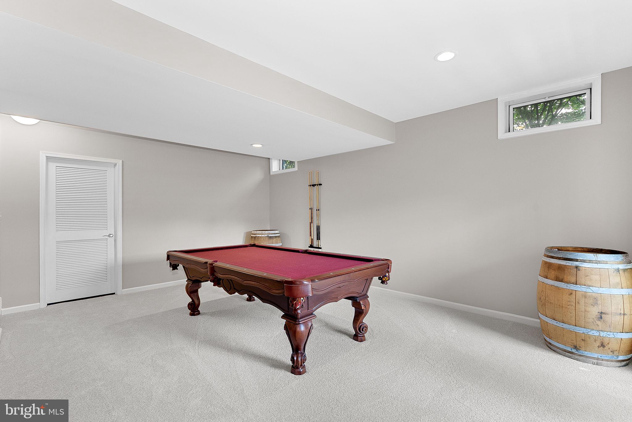 BELMONT COUNTRY CLUB - Residential