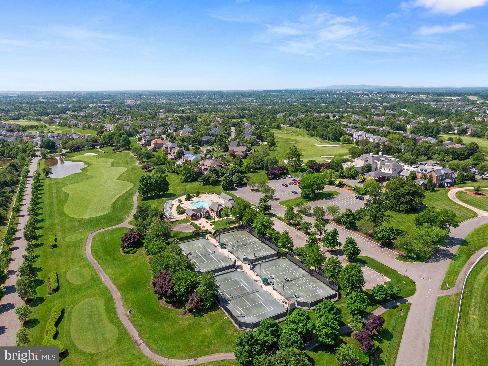 BELMONT COUNTRY CLUB - Residential