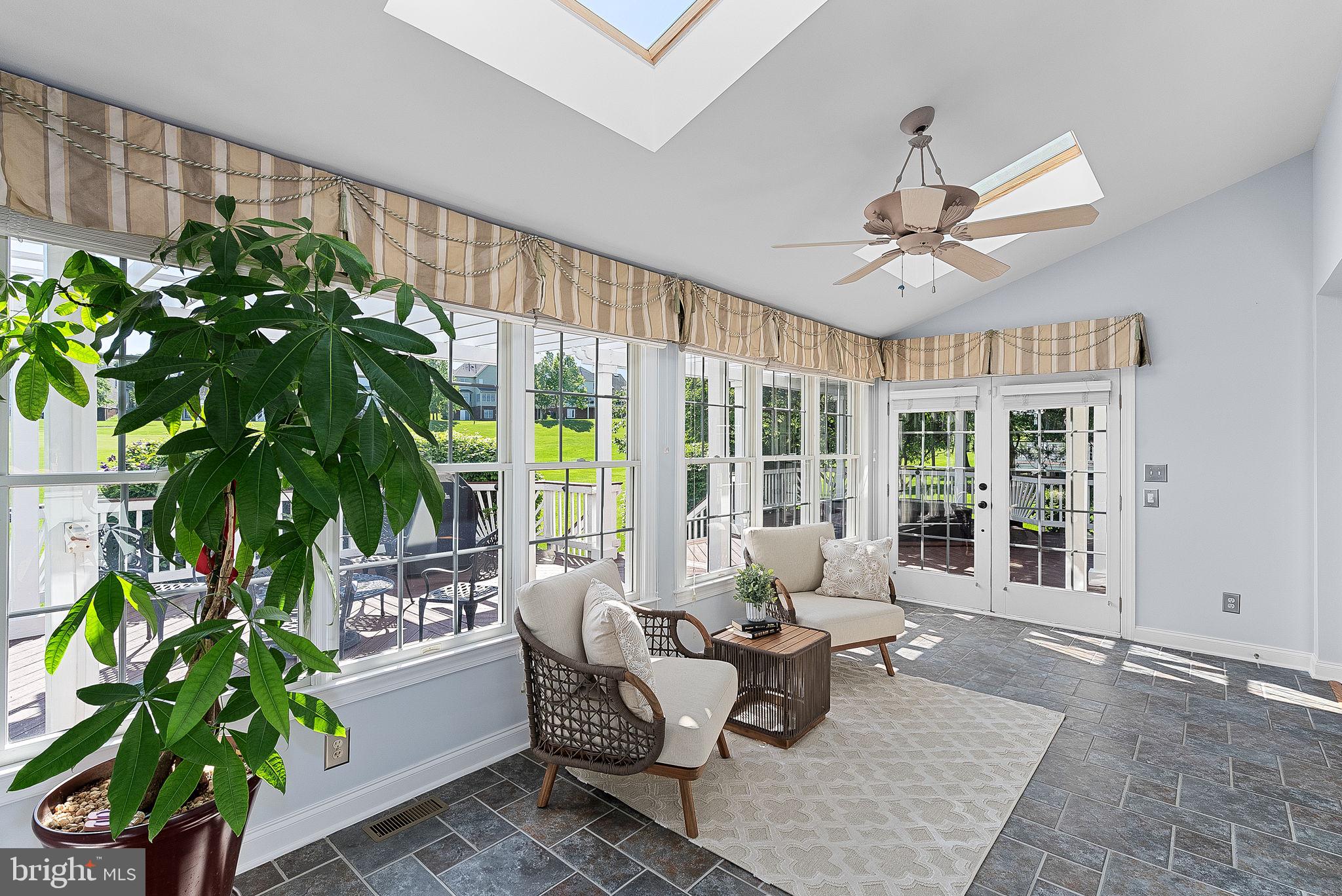 BELMONT COUNTRY CLUB - Residential