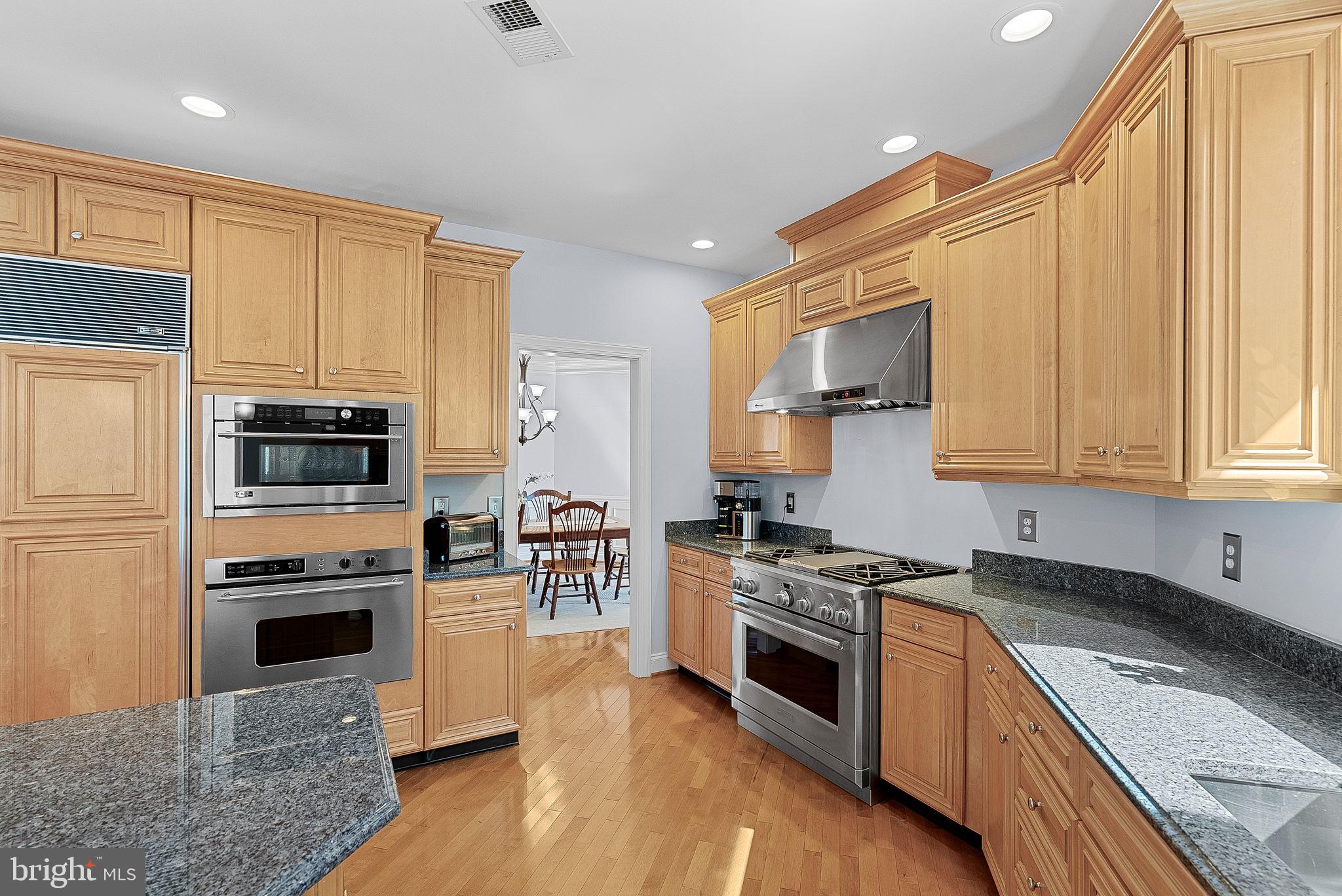 BELMONT COUNTRY CLUB - Residential