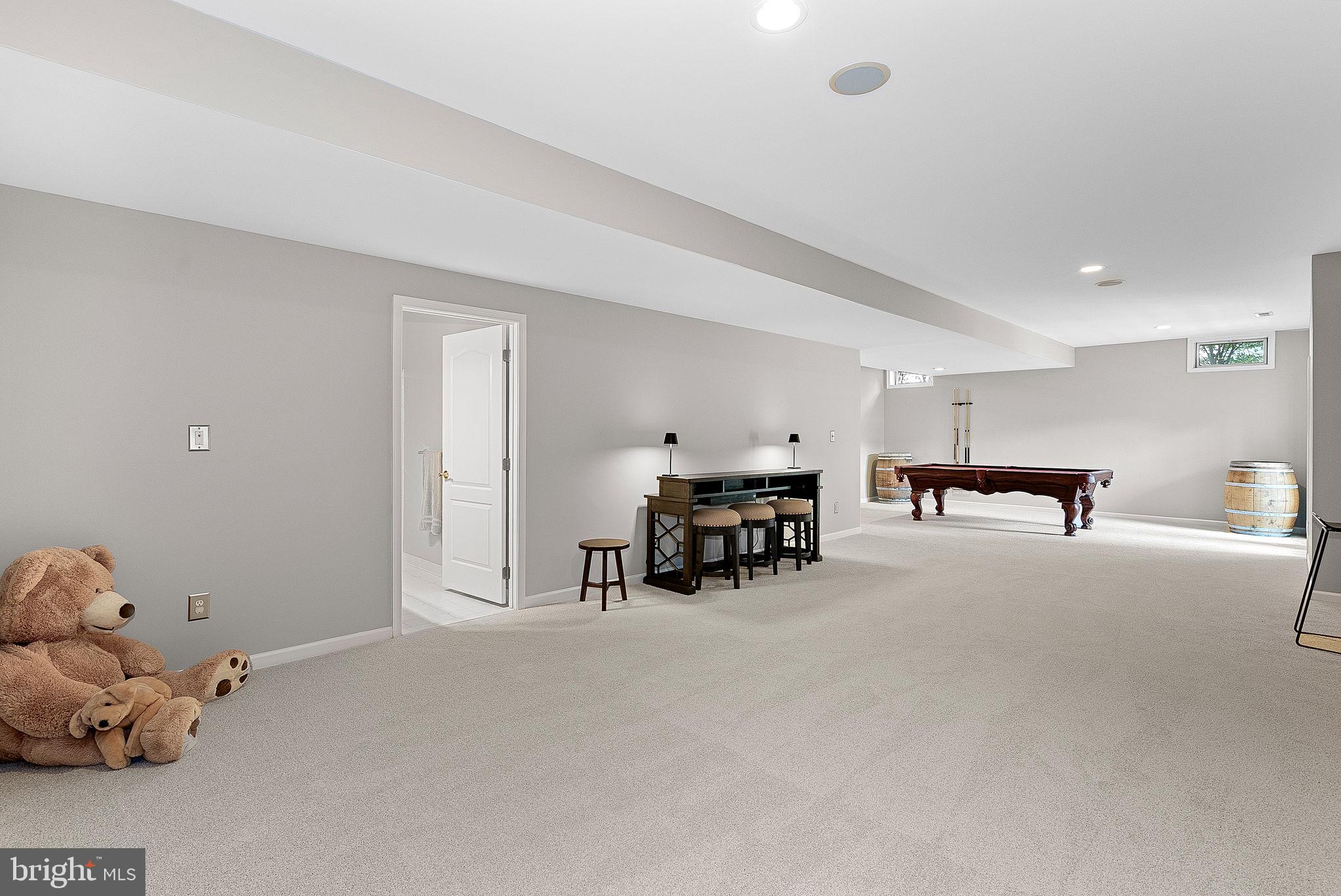 BELMONT COUNTRY CLUB - Residential