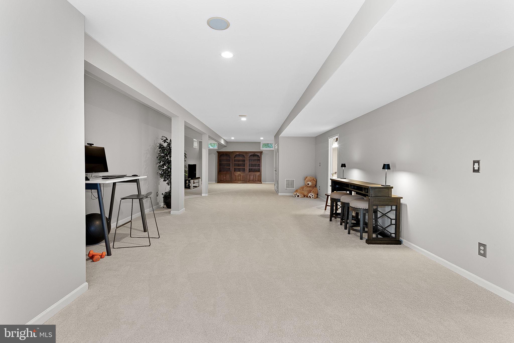 BELMONT COUNTRY CLUB - Residential