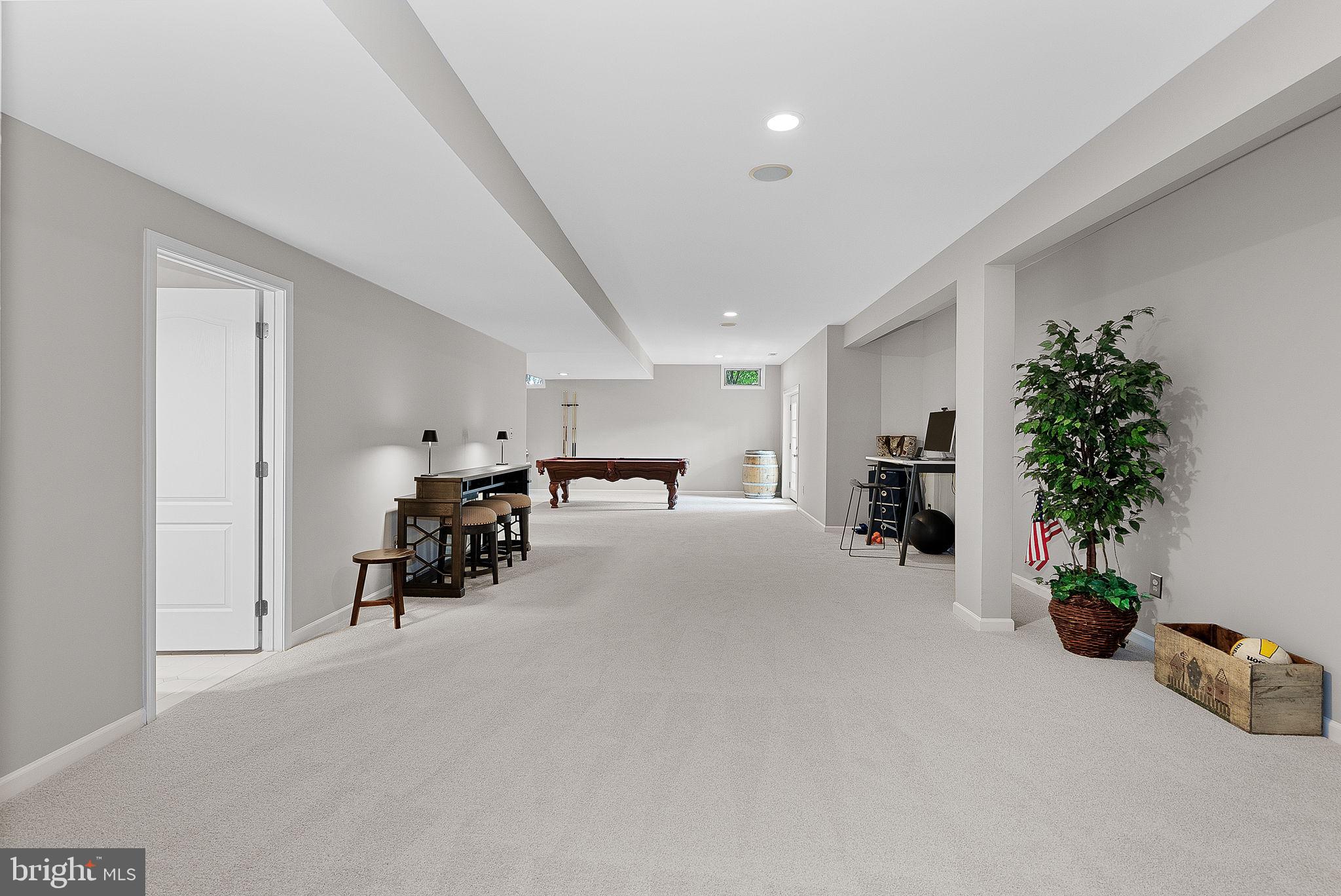 BELMONT COUNTRY CLUB - Residential