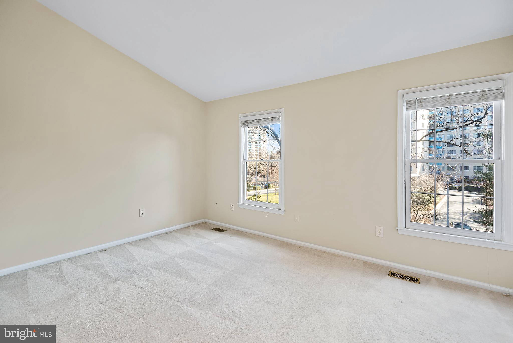 GROSVENOR PARK - Residential