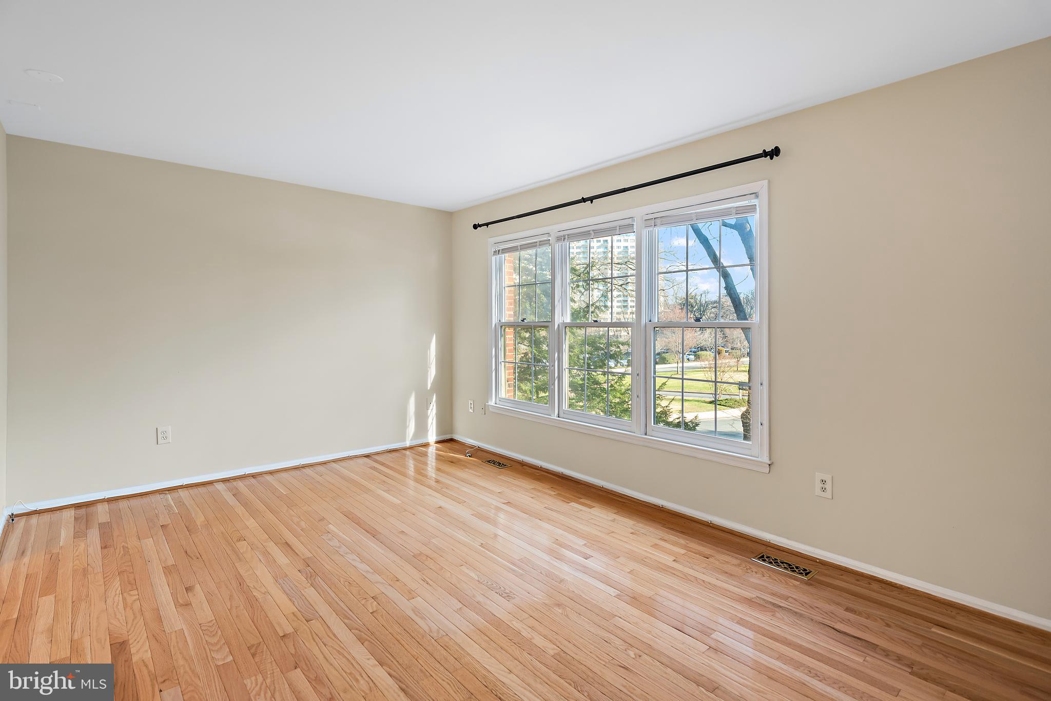 GROSVENOR PARK - Residential