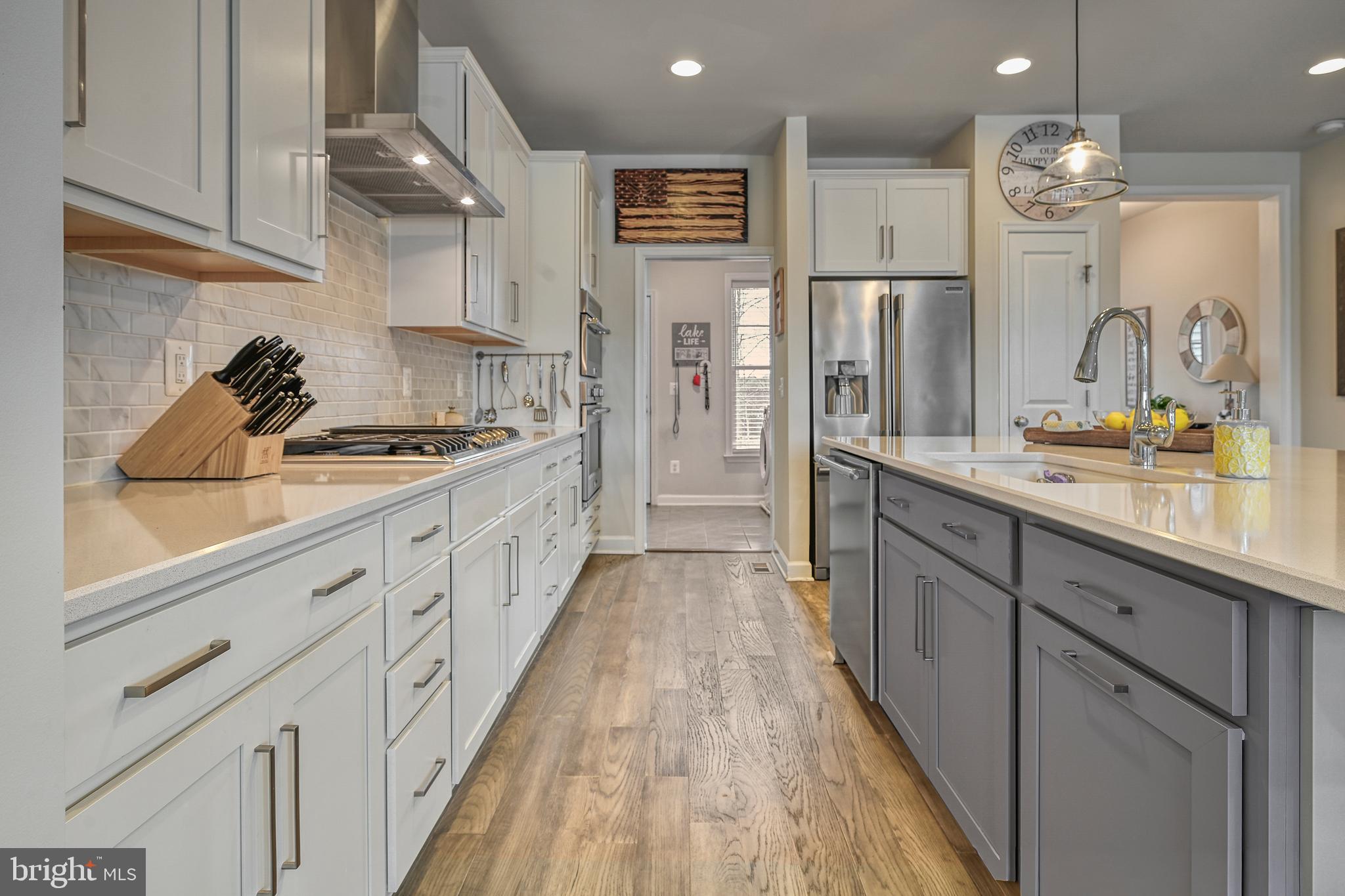 SUNSET COVE - Residential