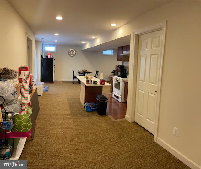 LAKELAND PLACE - Residential