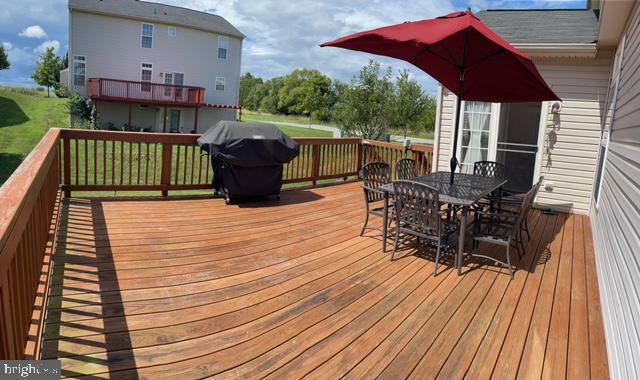 LAKELAND PLACE - Residential