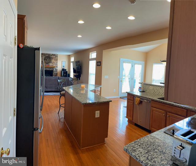 LAKELAND PLACE - Residential