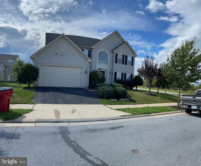 LAKELAND PLACE - Residential