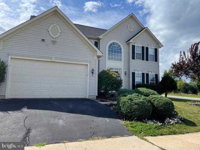 LAKELAND PLACE - Residential