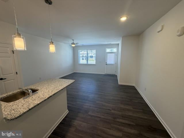 2102 EMDEN LANE 704