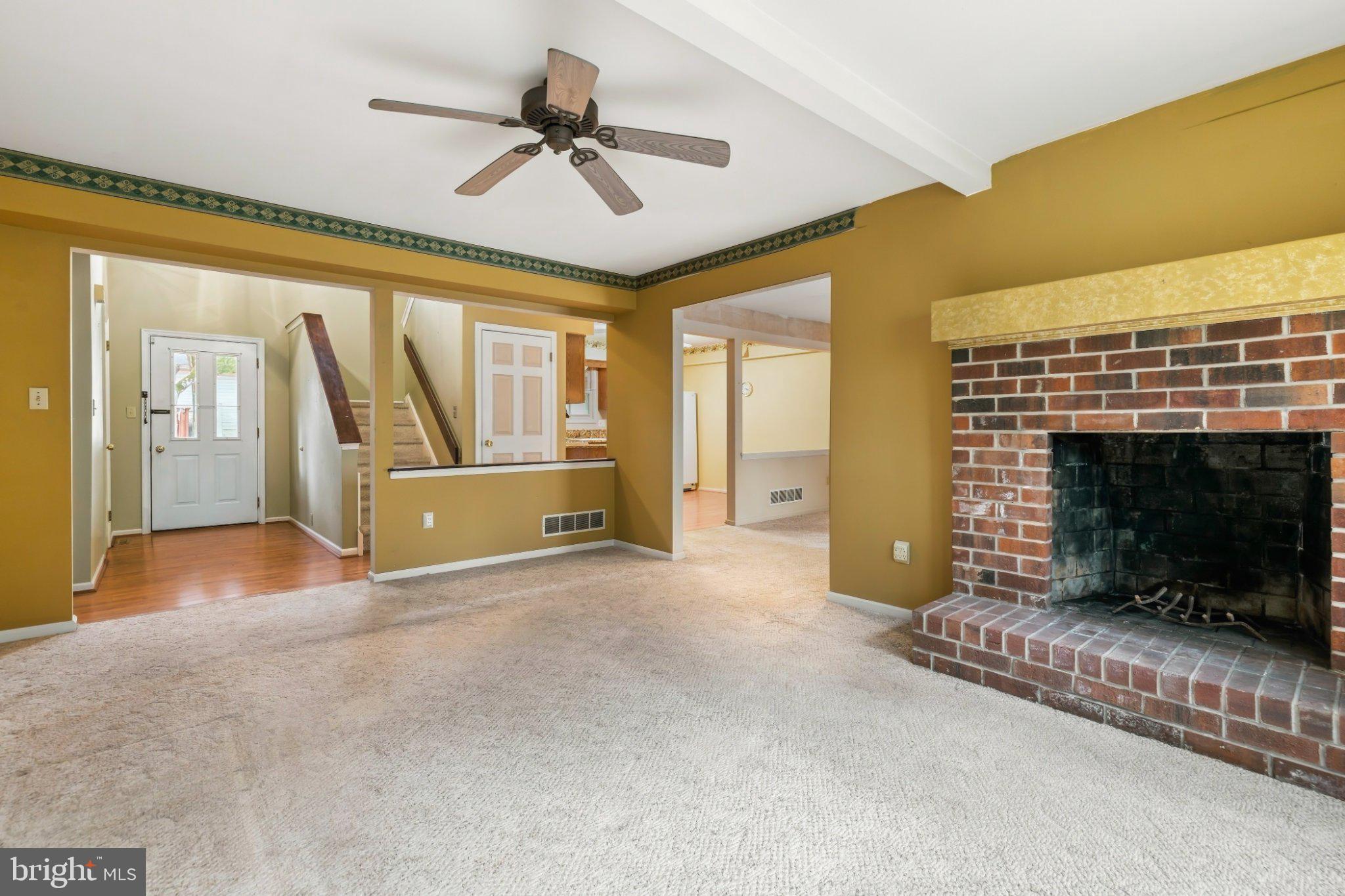 105 BONNIE LARK COURT