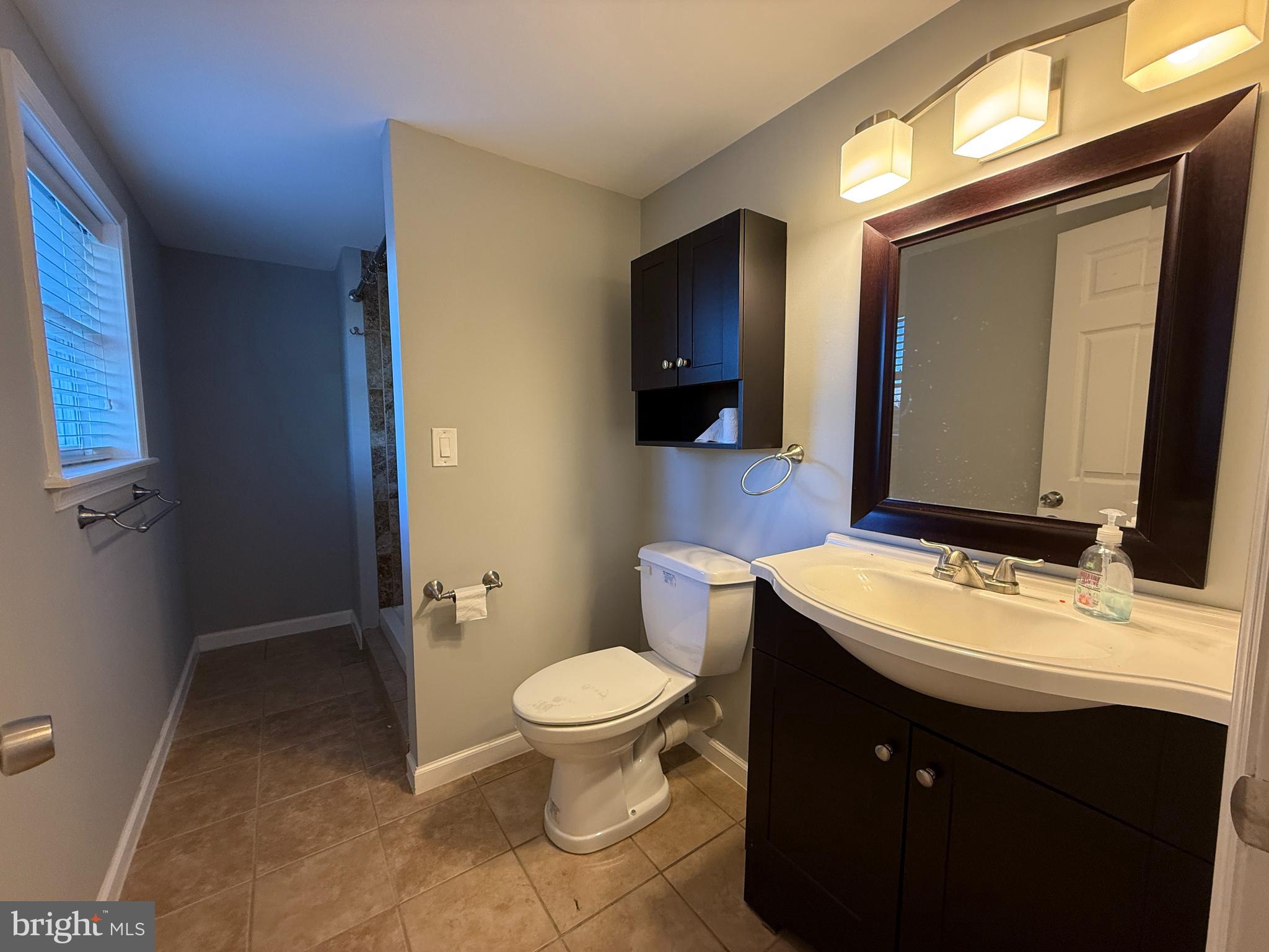 DOUGLAS PARK - Residential Lease