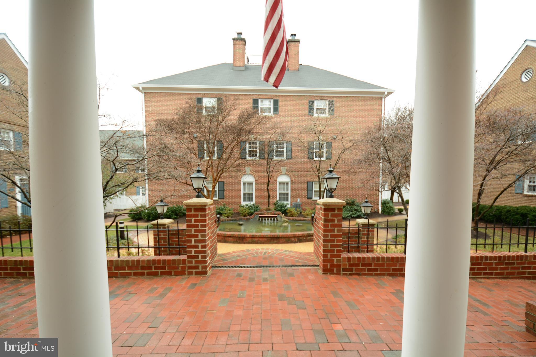 WATERGATE OF ALEXANDRIA - Residential