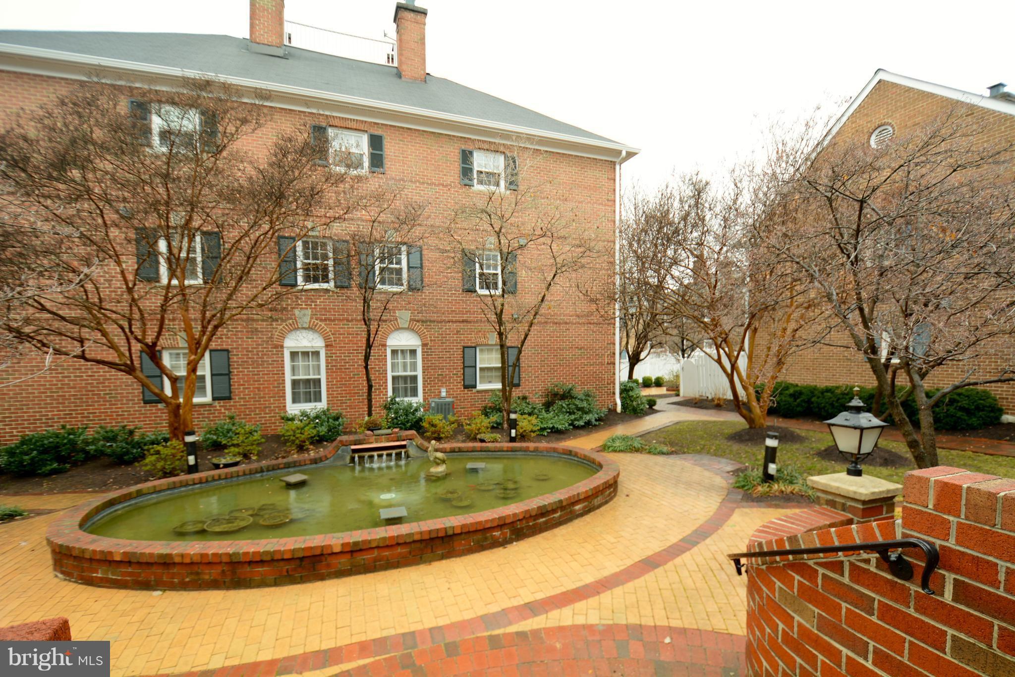 WATERGATE OF ALEXANDRIA - Residential