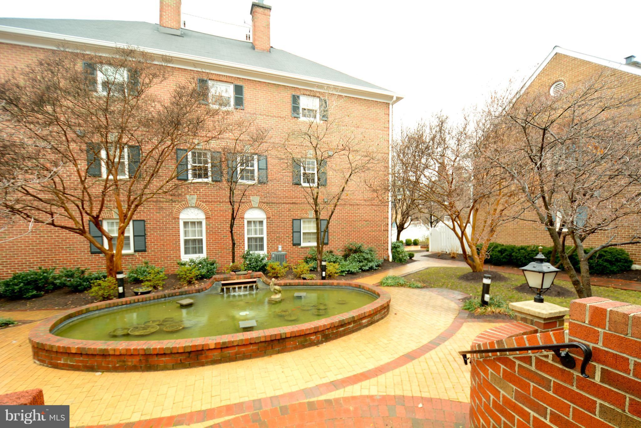 WATERGATE OF ALEXANDRIA - Residential