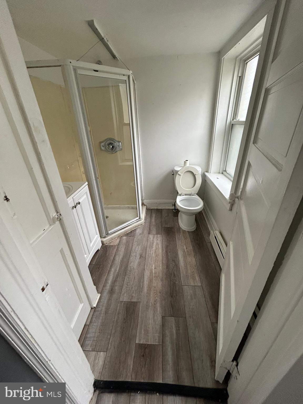 121 N BROAD STREET 6