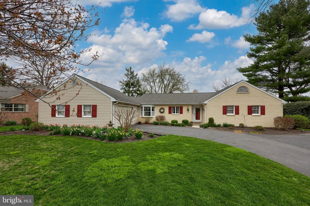 Photo of 1607 SILVER SPRING RD, LANDISVILLE, PA 17538 (MLS # PALA2033226)