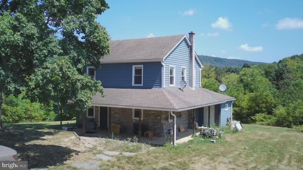 Photo of 36 King Drive, CARLISLE, PA 17015 (MLS # PACB2045164)