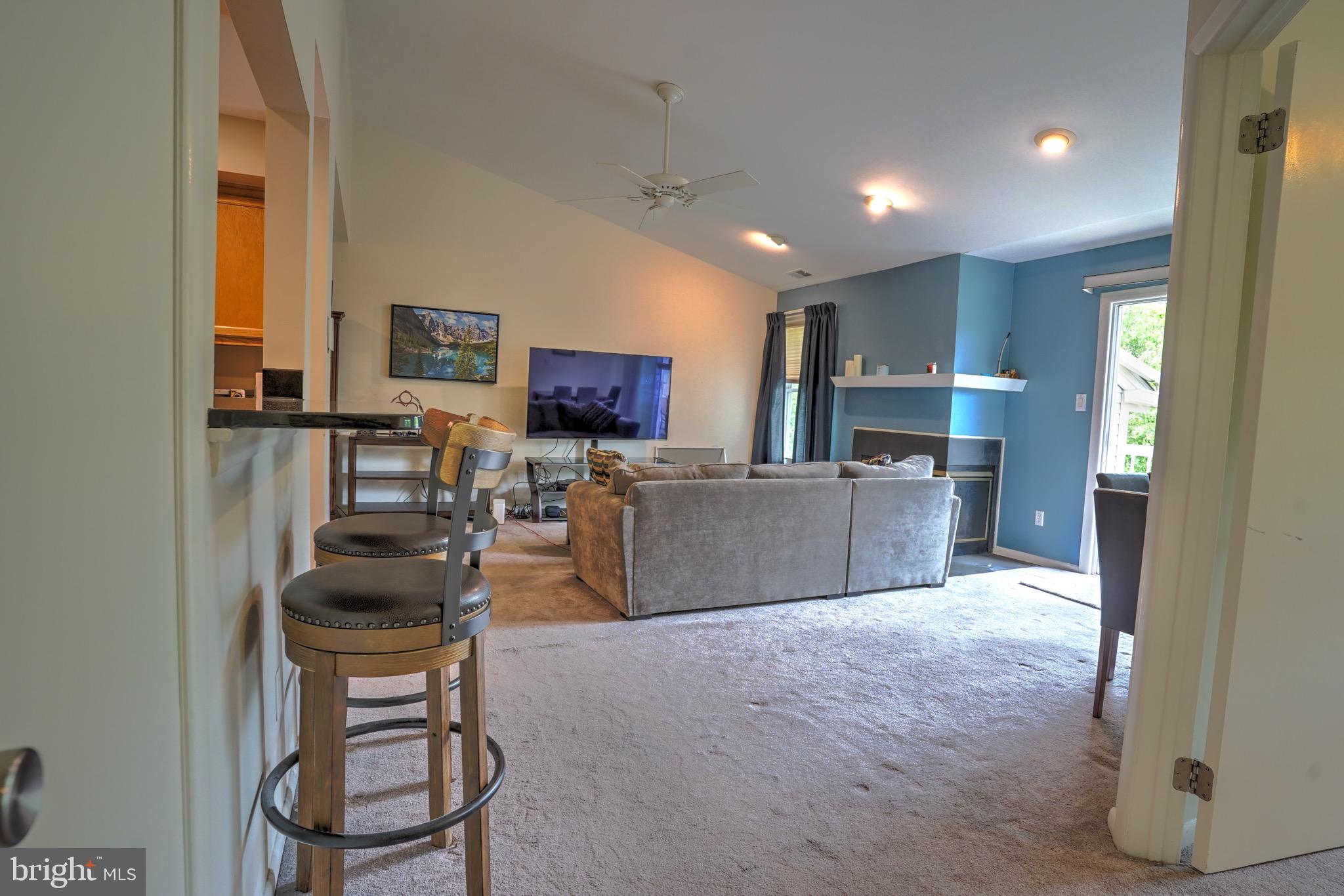 304 TRINITY COURT #11 11