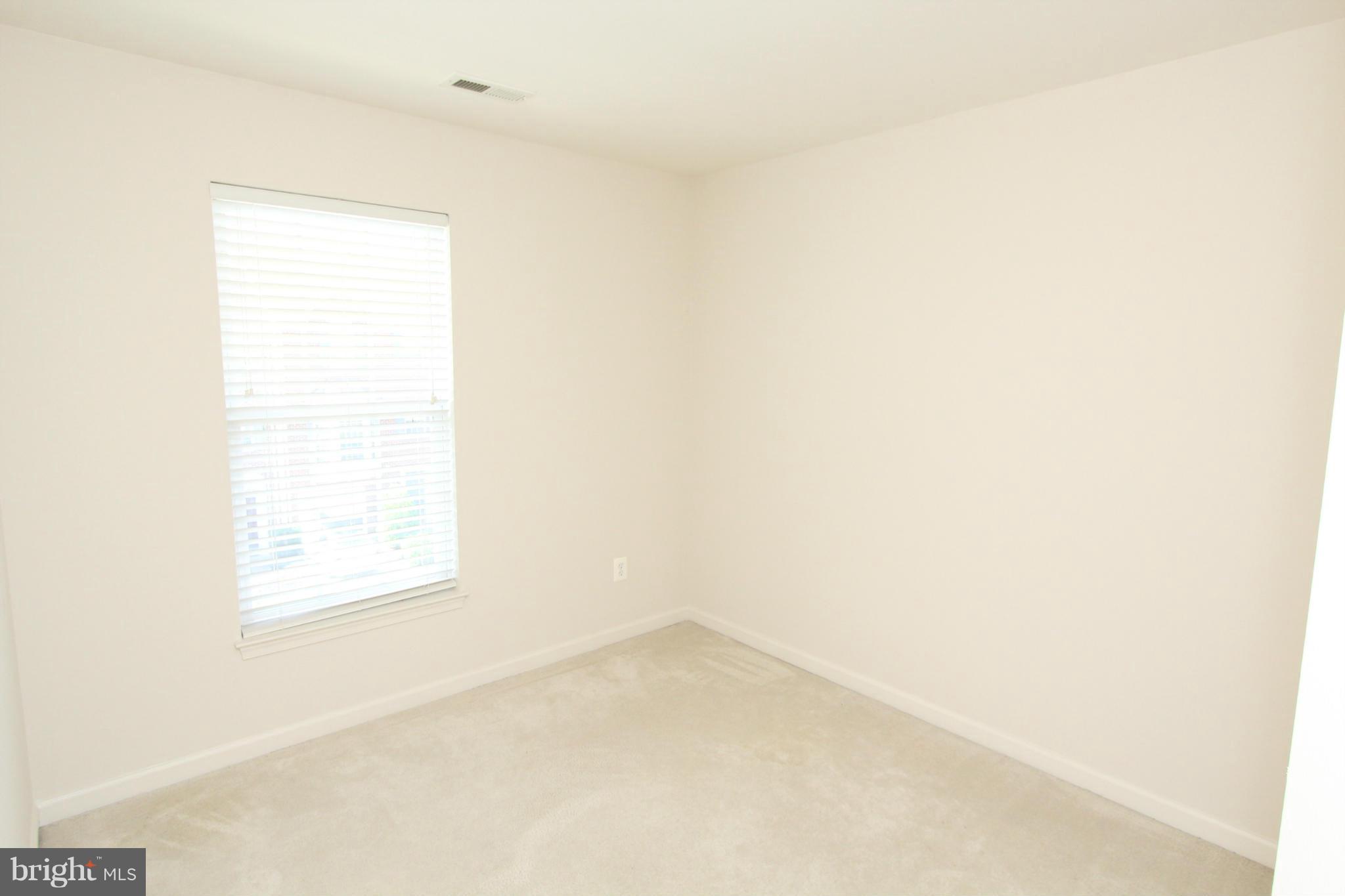 RIVERSIDE STATION - Residential Lease