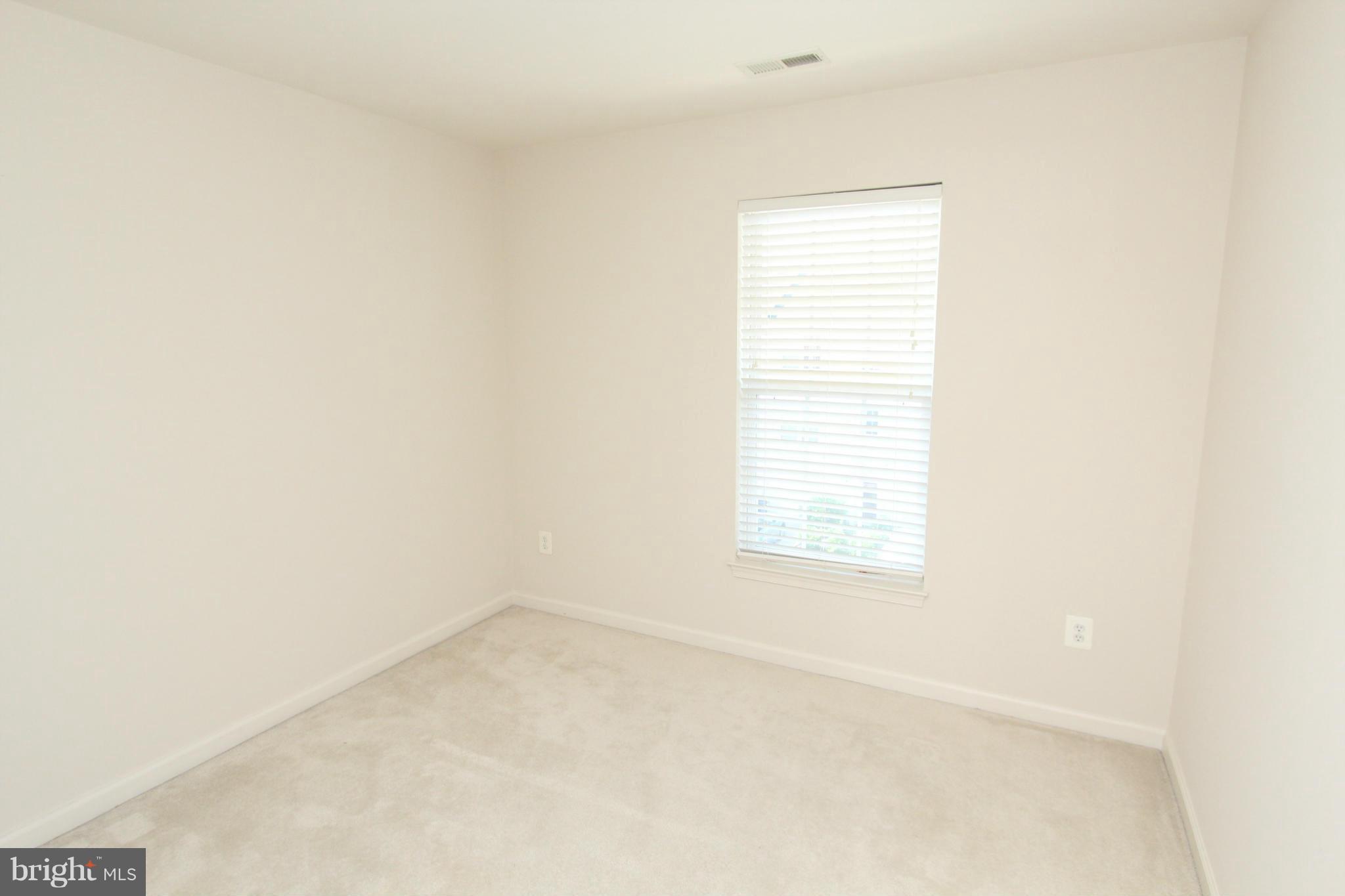 RIVERSIDE STATION - Residential Lease