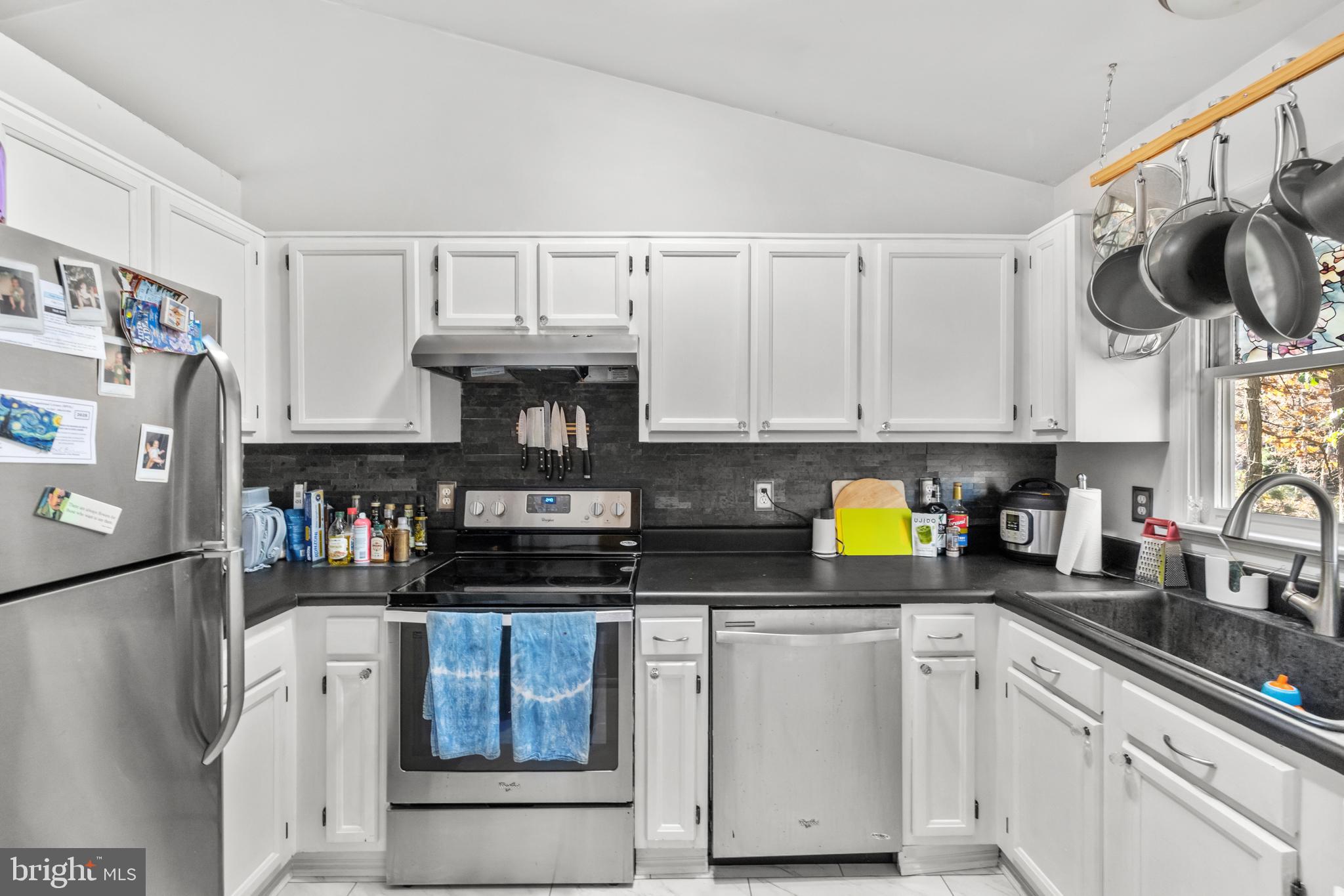 LAKE LAND OR - Residential