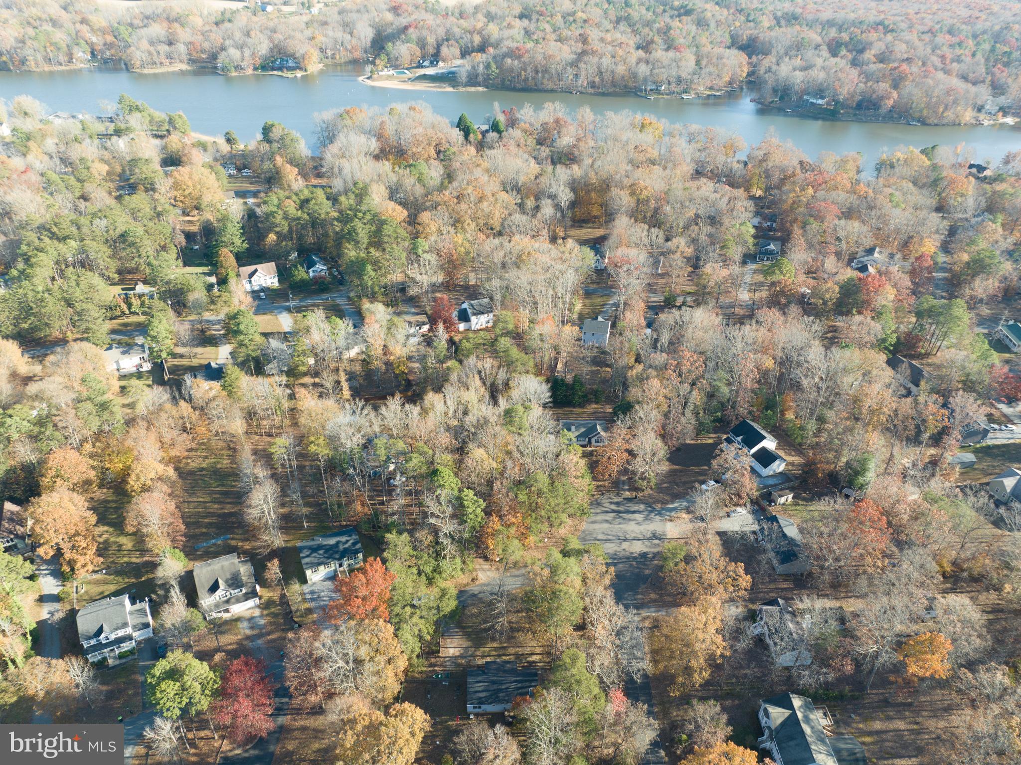 LAKE LAND OR - Residential