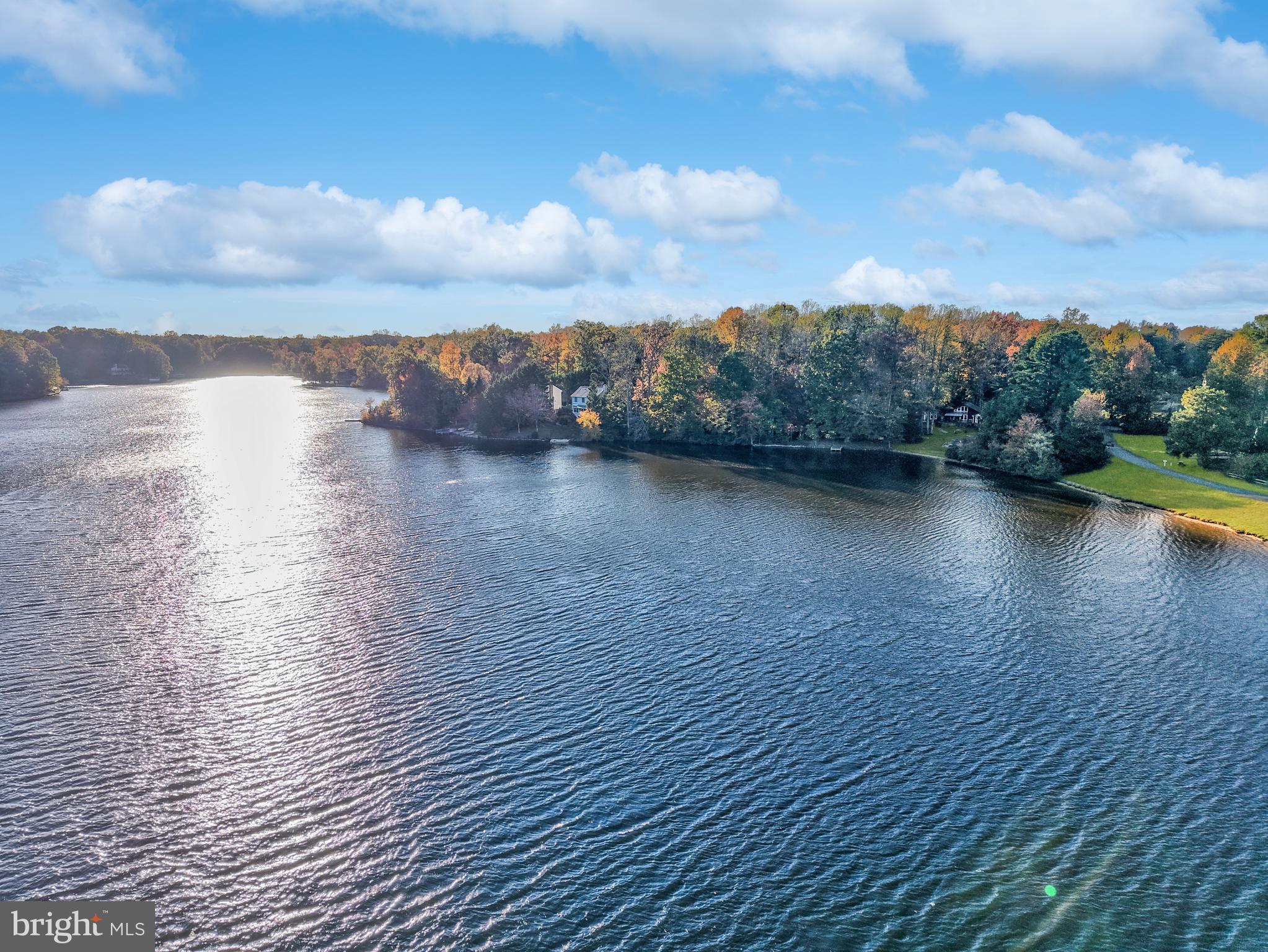 LAKE LAND OR - Residential