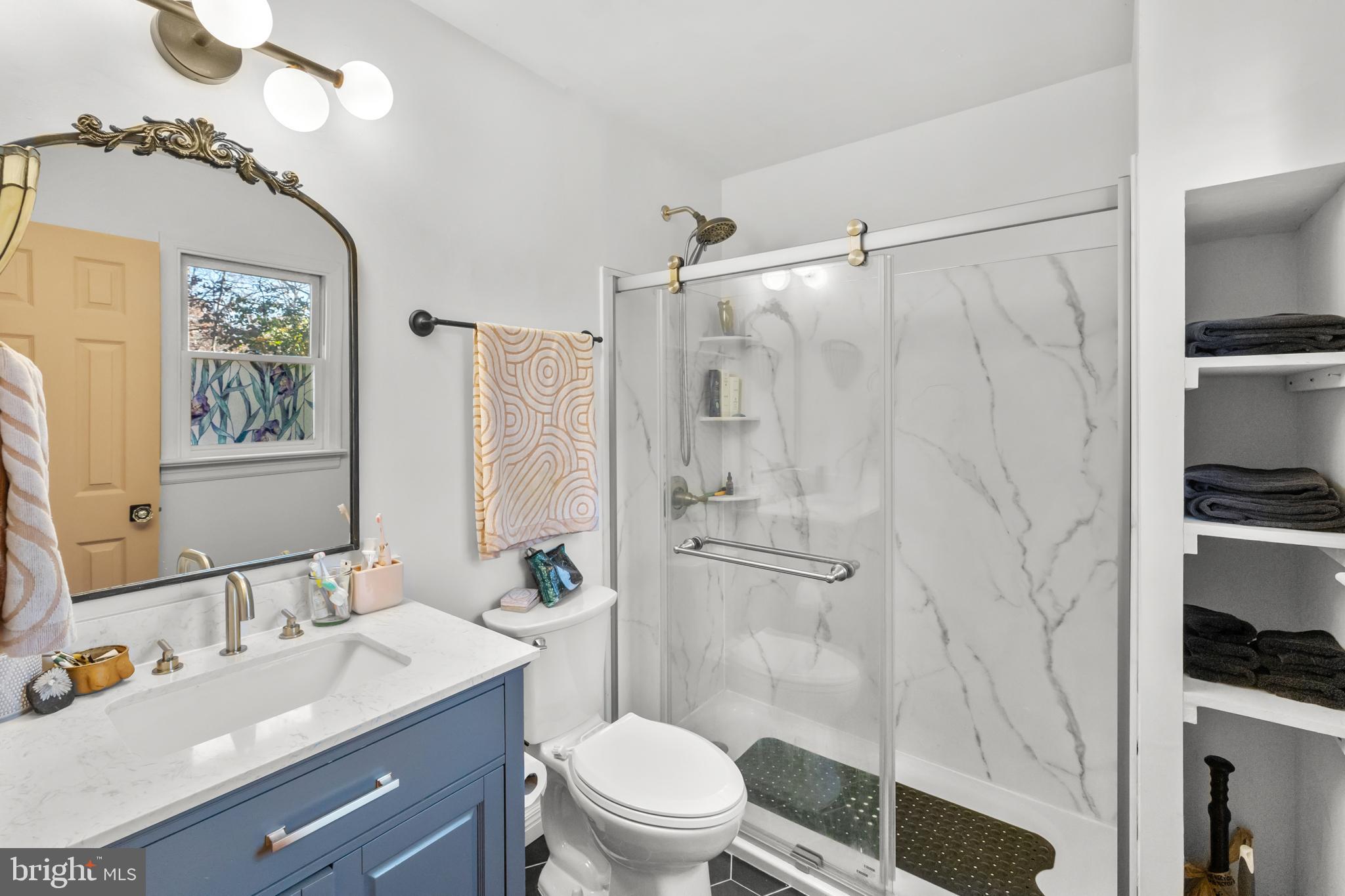 LAKE LAND OR - Residential