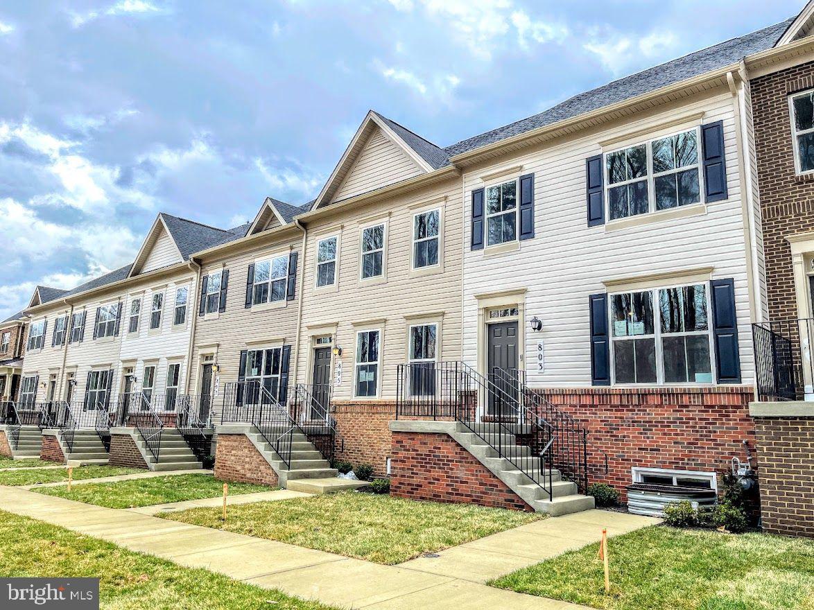 NONE AVAILABLE - Residential Lease