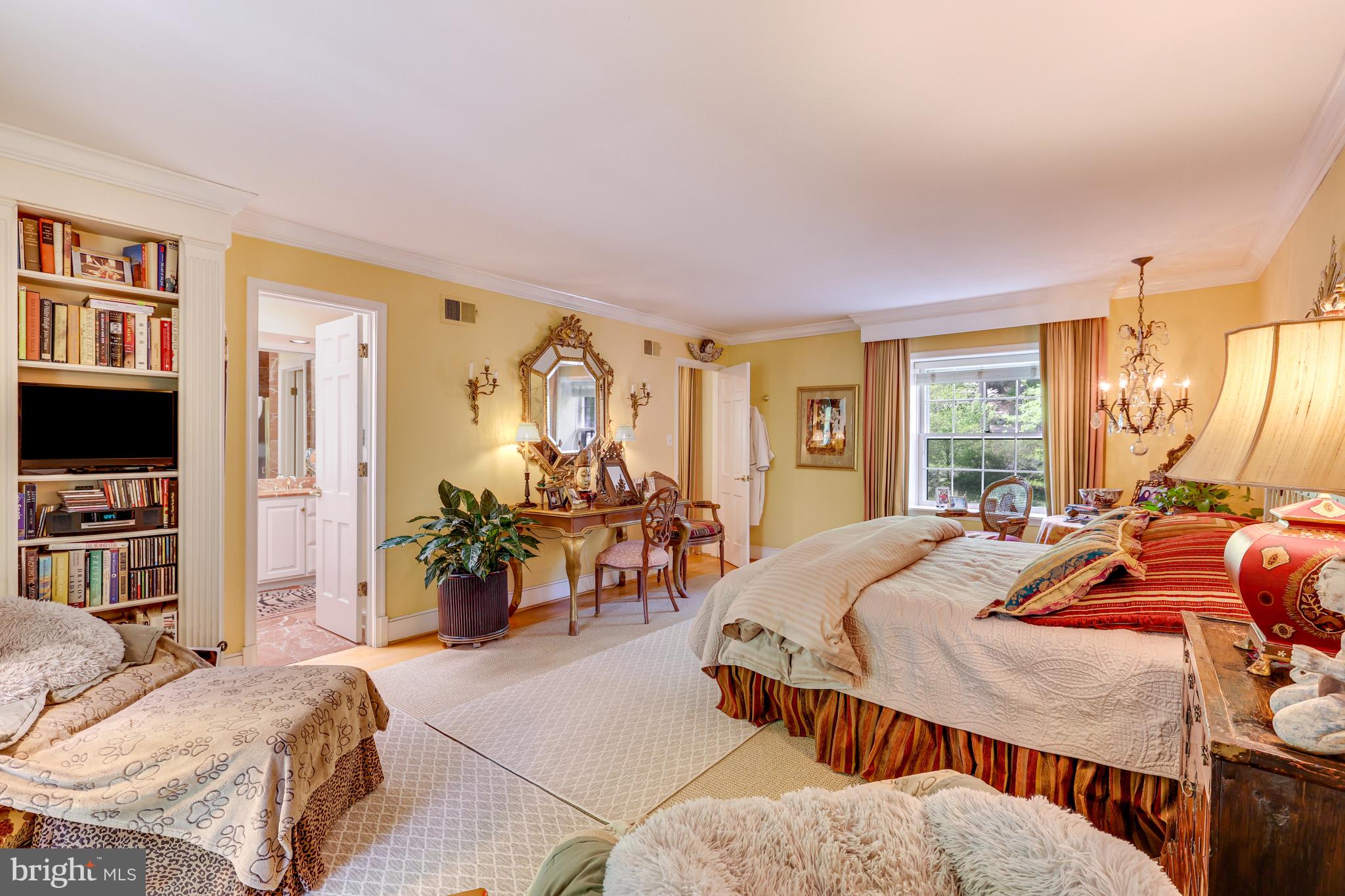 RIVER OAKS - Residential