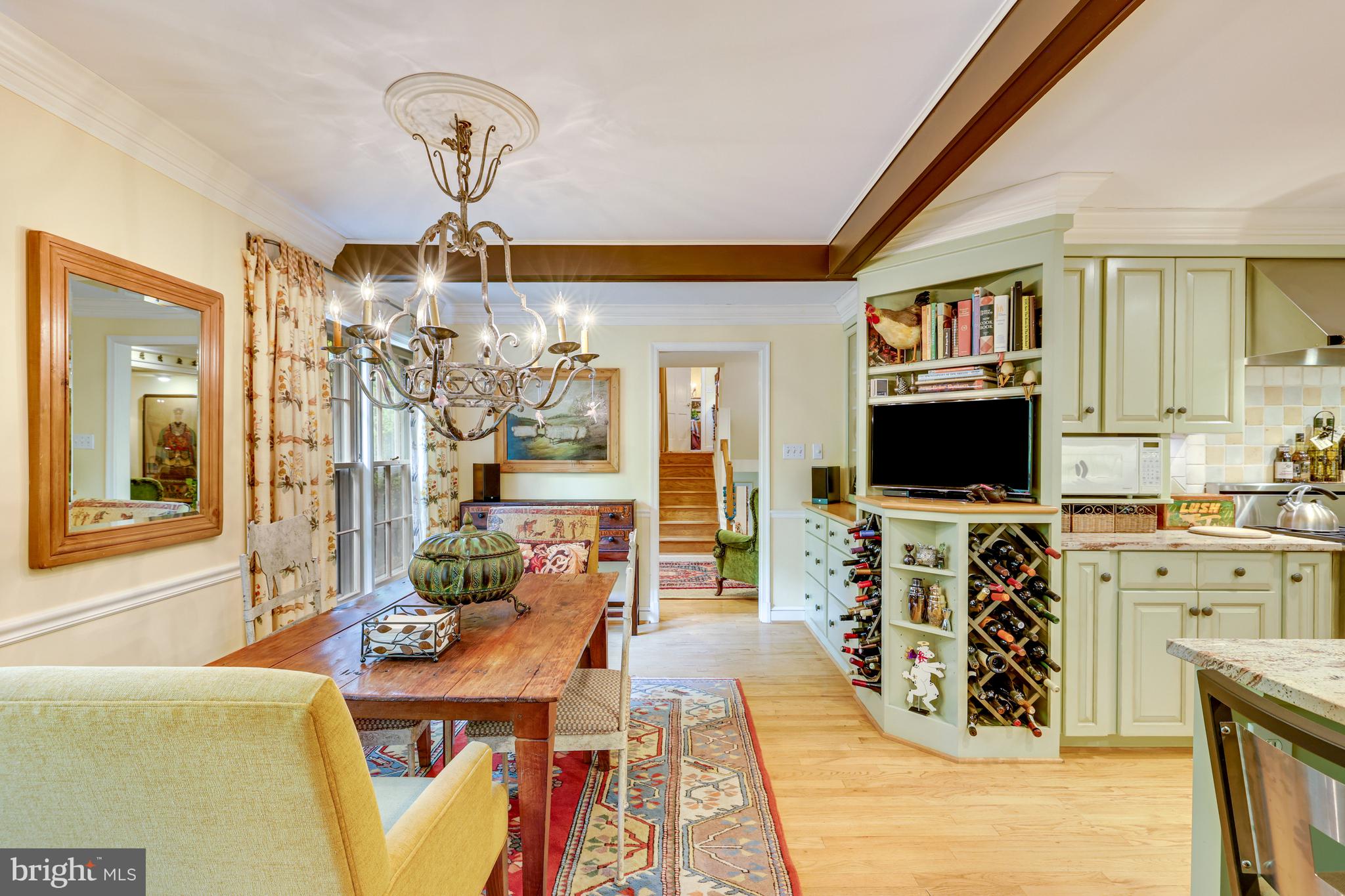 RIVER OAKS - Residential