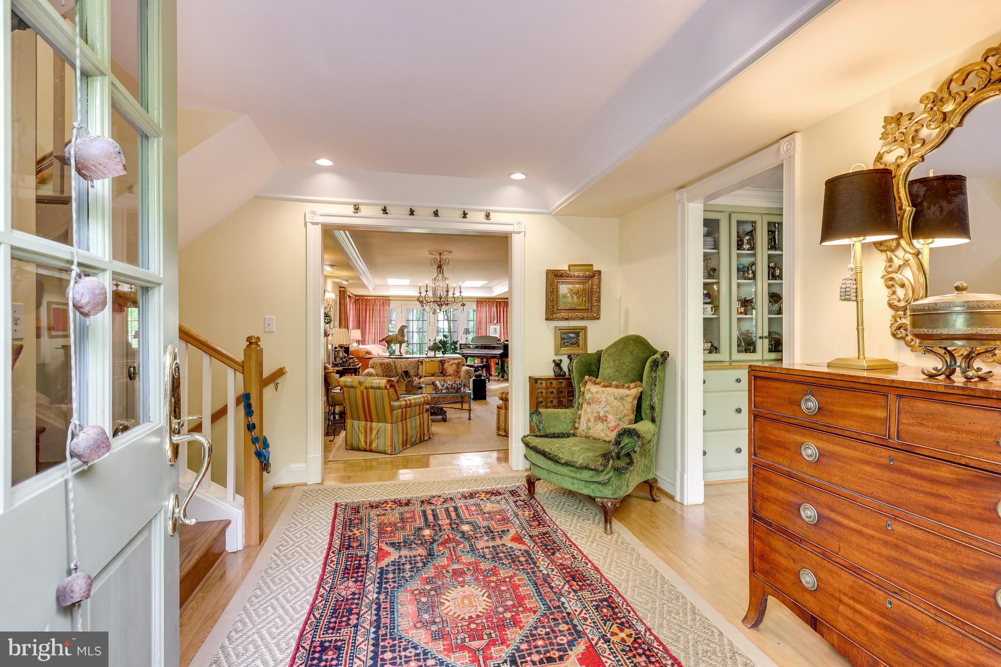 RIVER OAKS - Residential