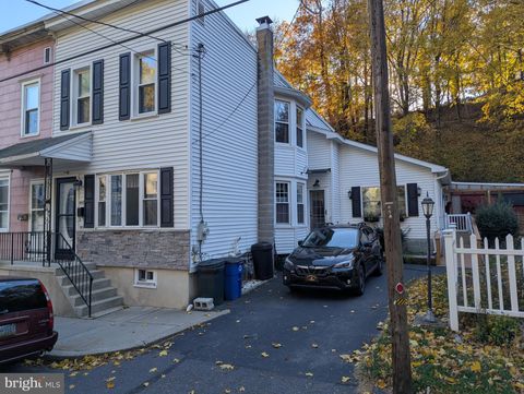 855 WATER STREET POTTSVILLE PA 17901