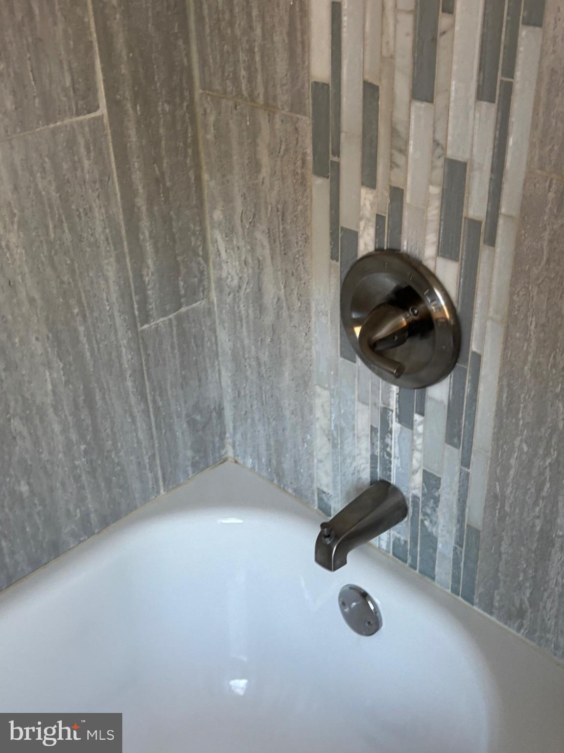 FRANKLIN SQUARE HISTORIC DISTRICT - Residential