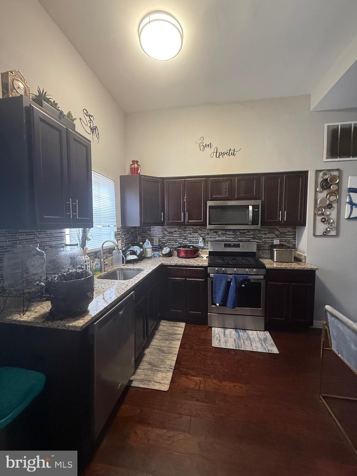 FRANKLIN SQUARE HISTORIC DISTRICT - Residential