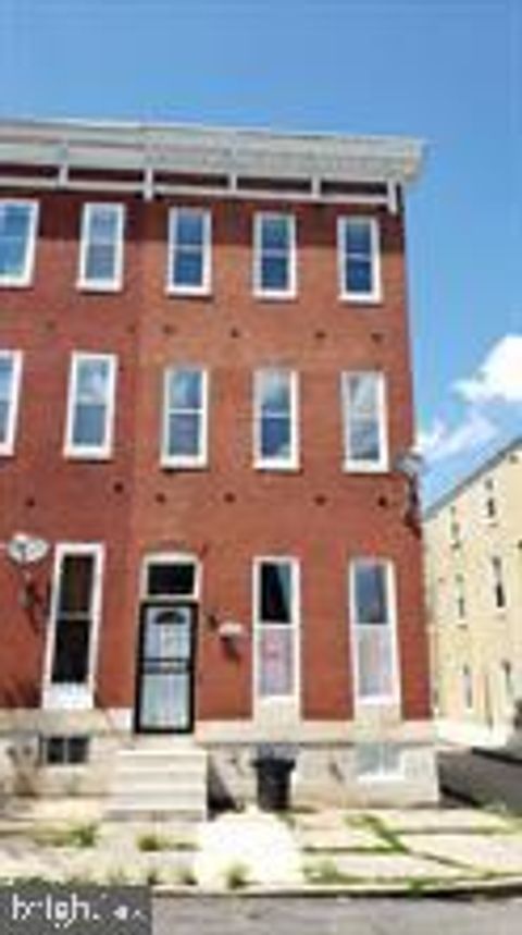 Photo of 1612 W Lexington Street, BALTIMORE, MD 21223 (MLS # MDBA2206652)